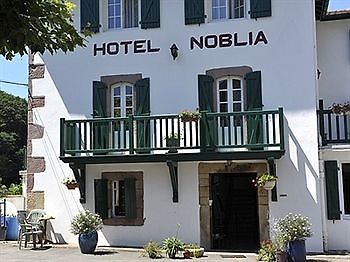 Hotel Restaurant Noblia Bidarray Exterior photo