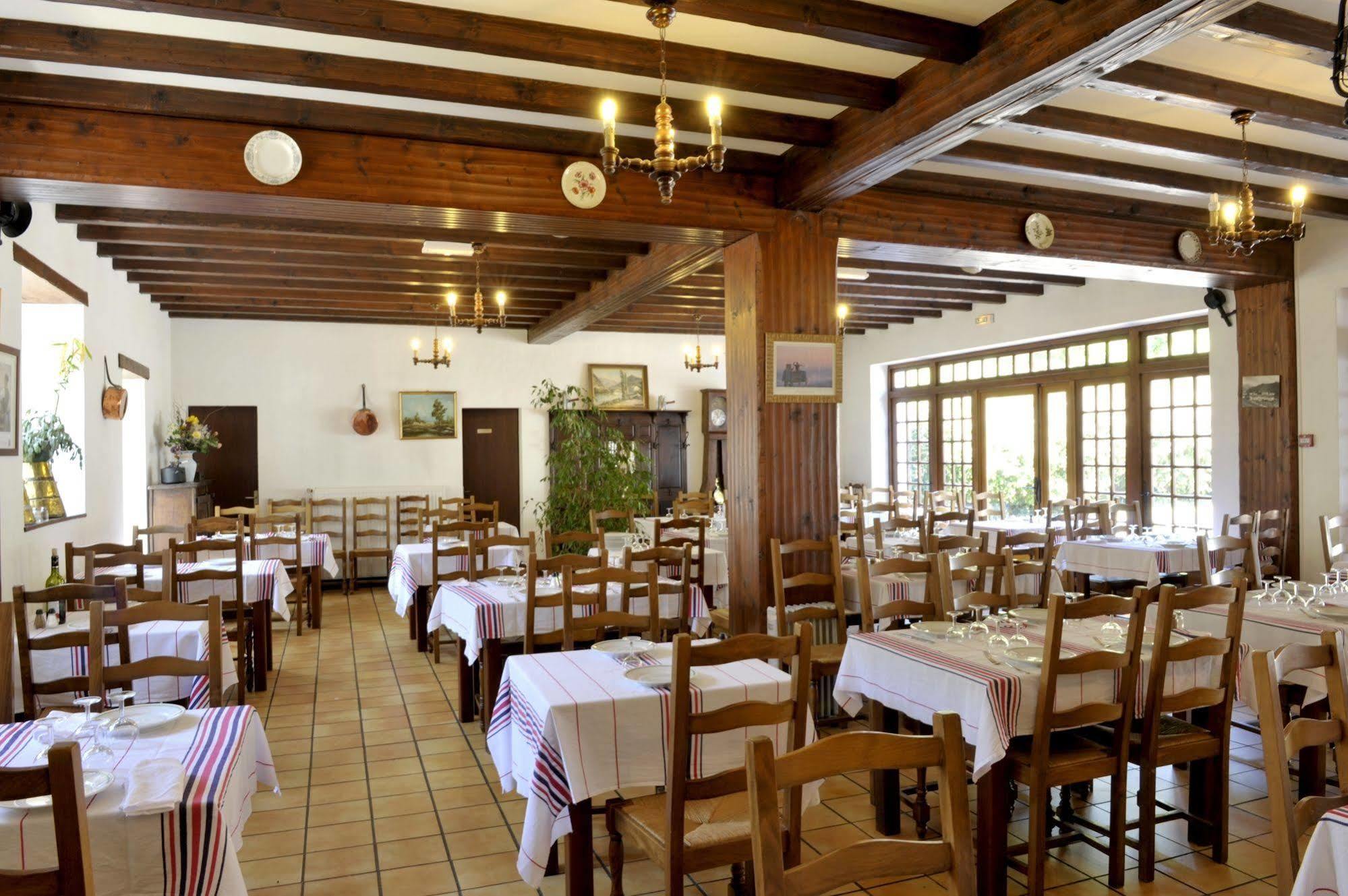 Hotel Restaurant Noblia Bidarray Exterior photo